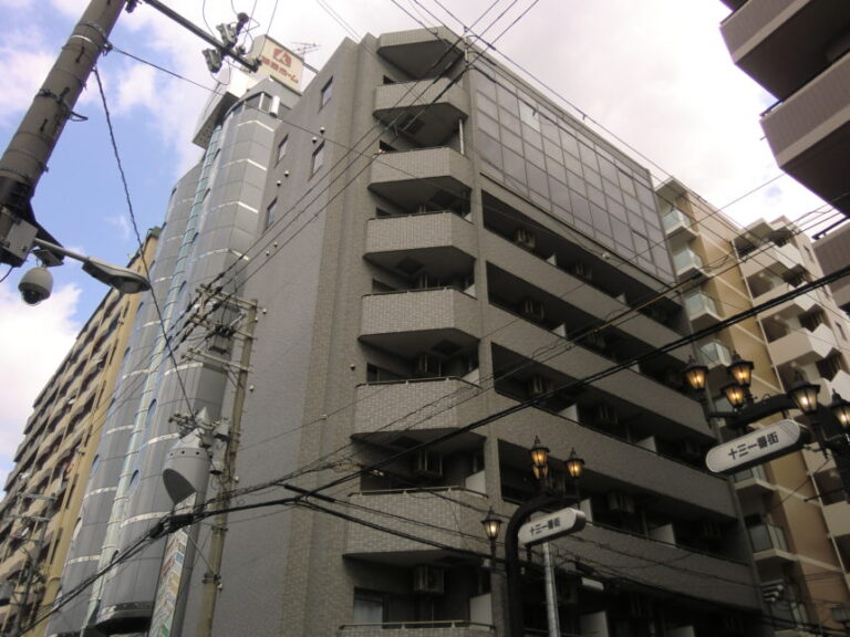 ライラックビル